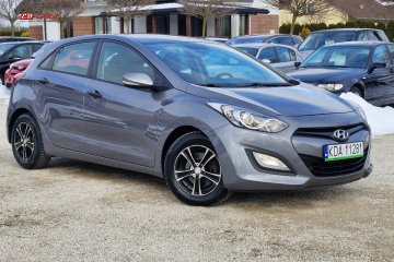 Śliczny 1.4 benzyna z Niemiec zarejestrowany bezwypadkowy gwarancja